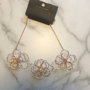 New York & Company Rose gold Necklace